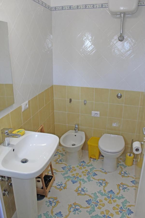 B&B Casa Angelina อนากาปรี ภายนอก รูปภาพ