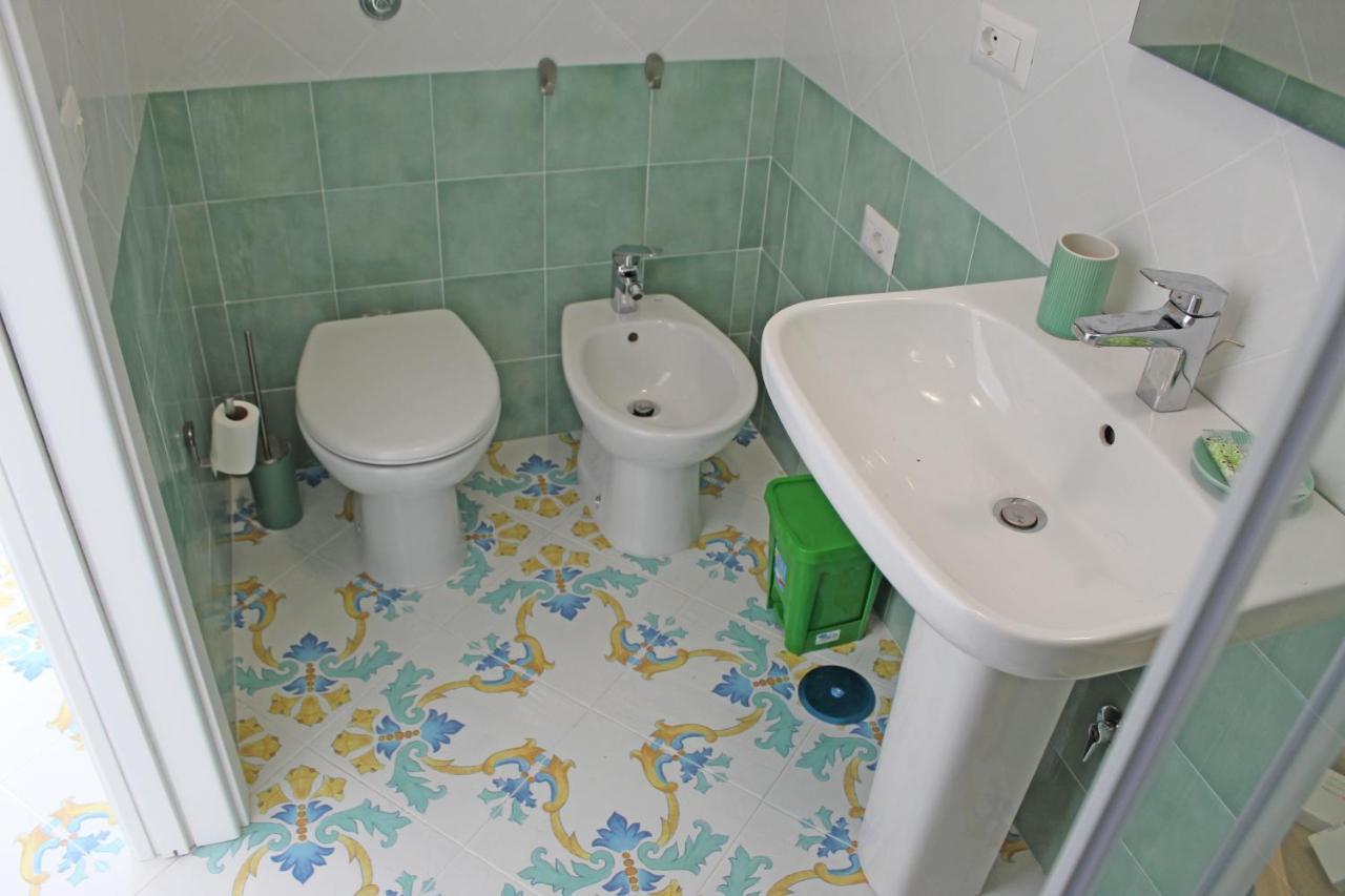 B&B Casa Angelina อนากาปรี ภายนอก รูปภาพ