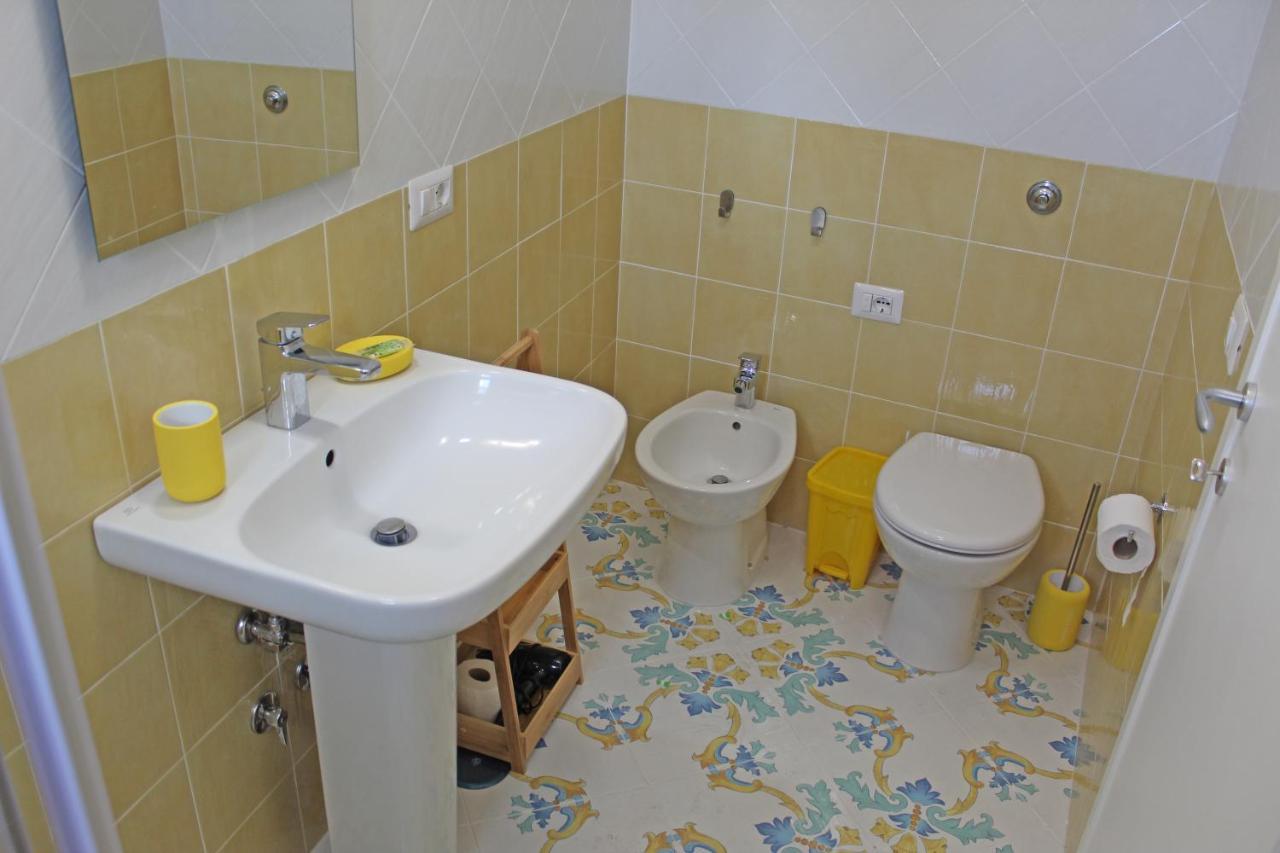 B&B Casa Angelina อนากาปรี ภายนอก รูปภาพ